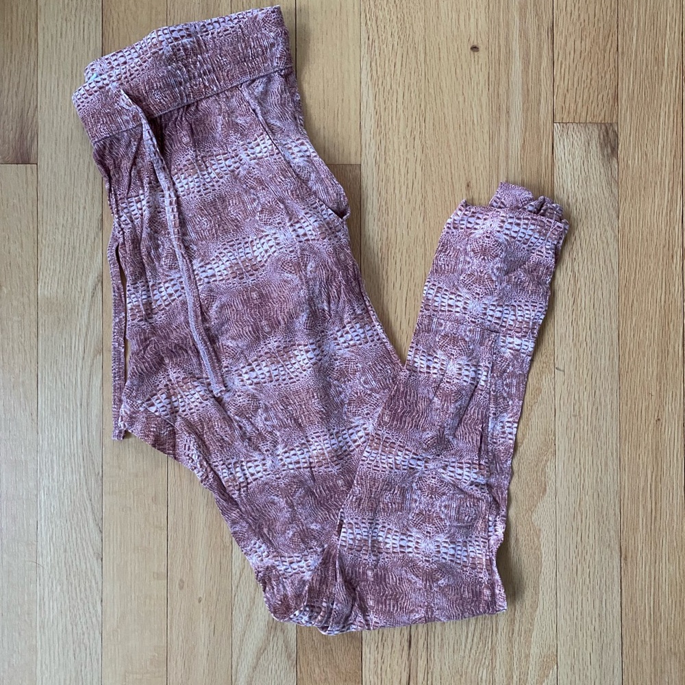 Kate Quinn Joggers